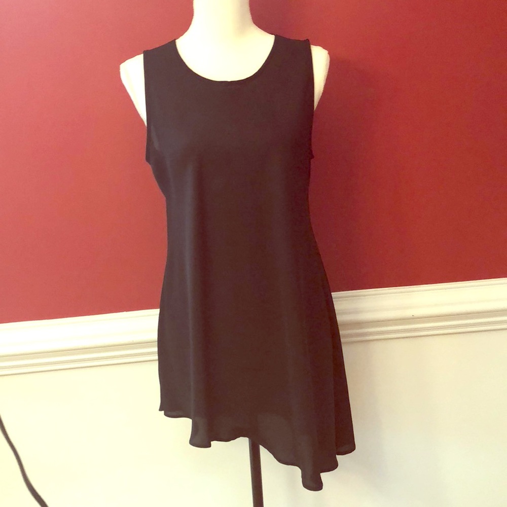 Kay Celine Asymmetrical hem tank